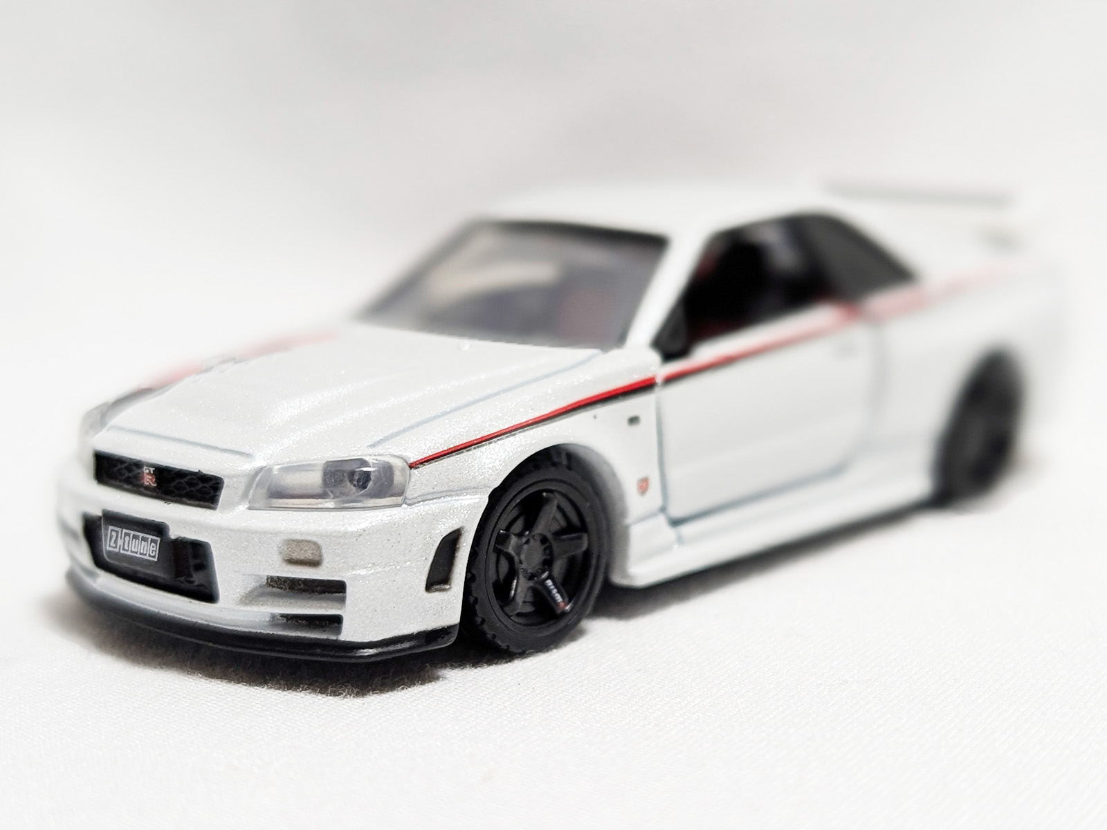 R34 Z-tune 斜め前