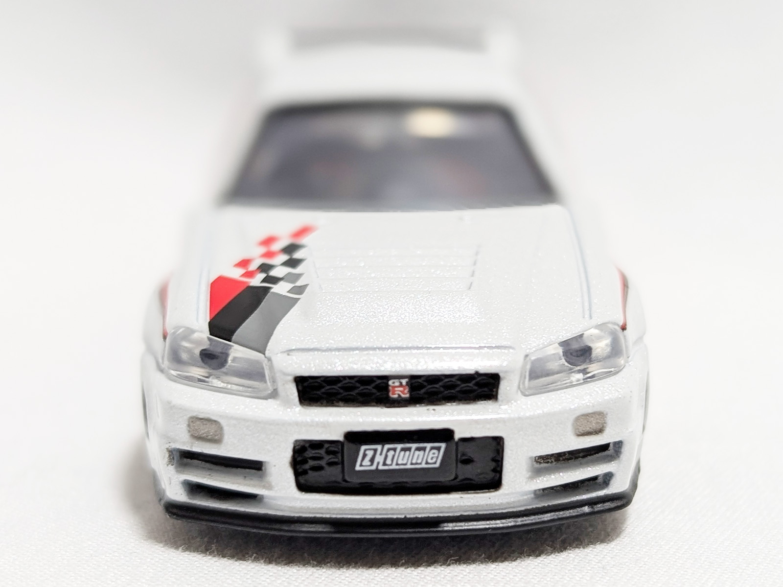 R34 Z-tune 正面